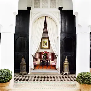 زيارة الفندق
